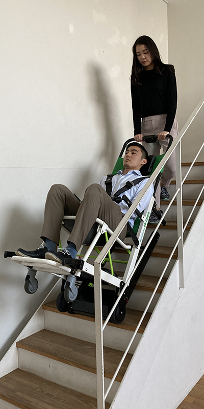 UDChair4点式固定ベルト